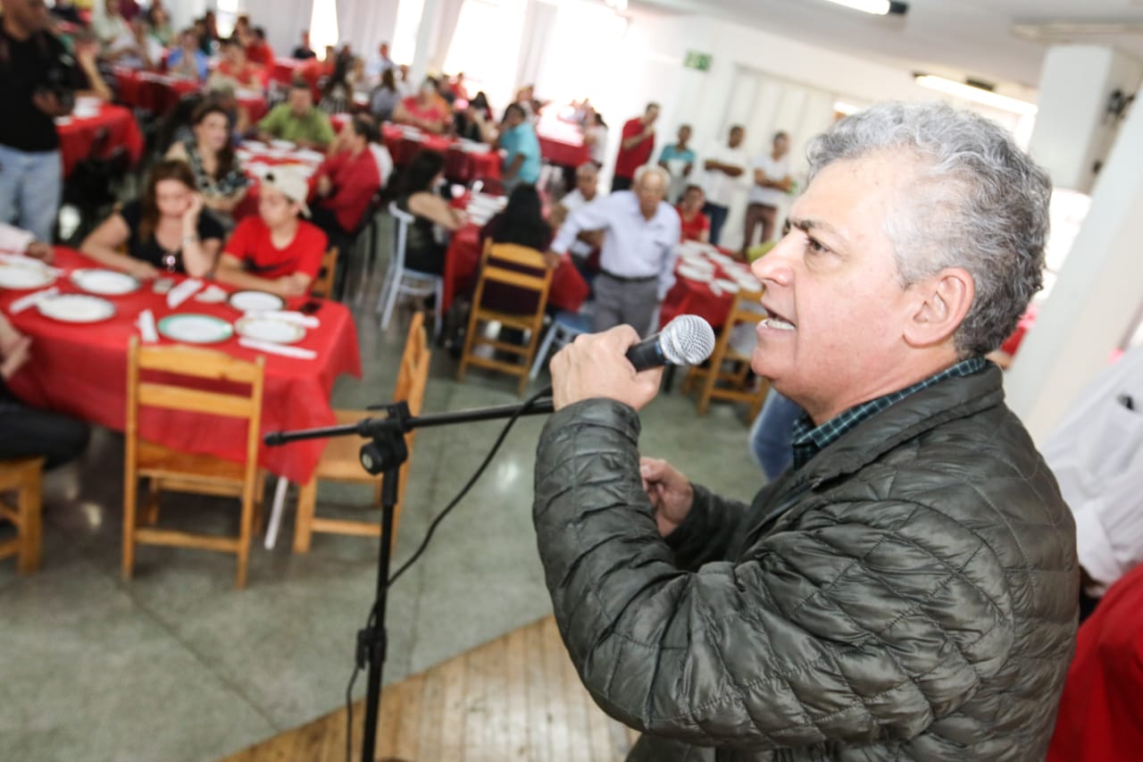 Péricles participa de encontro no Sindicato dos Metalúrgicos