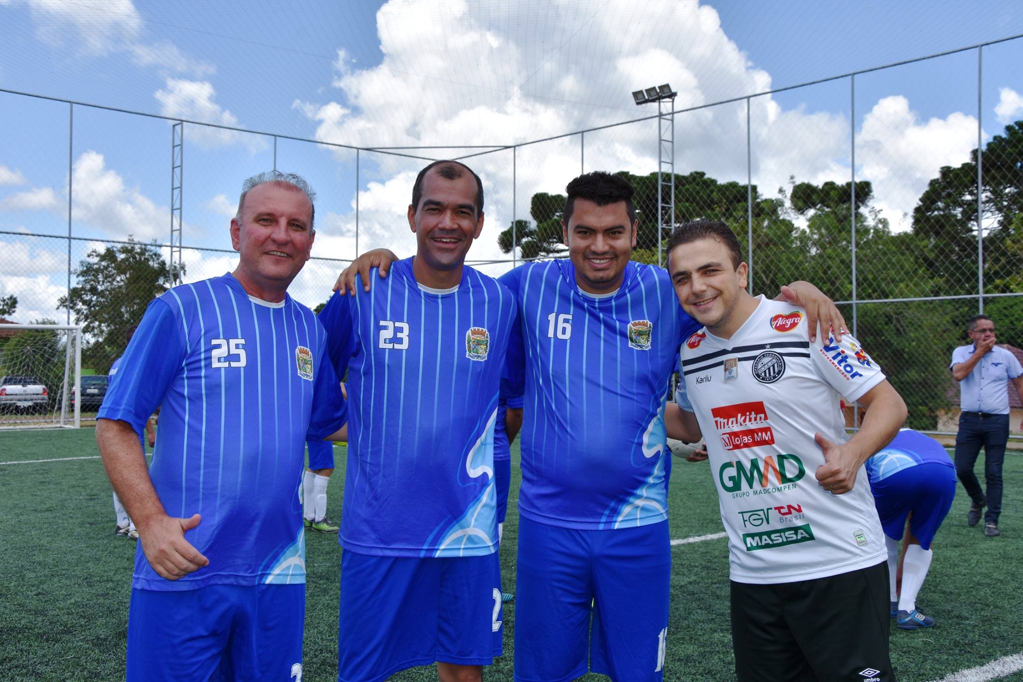 Campo de futebol society é inaugurado em Carambeí