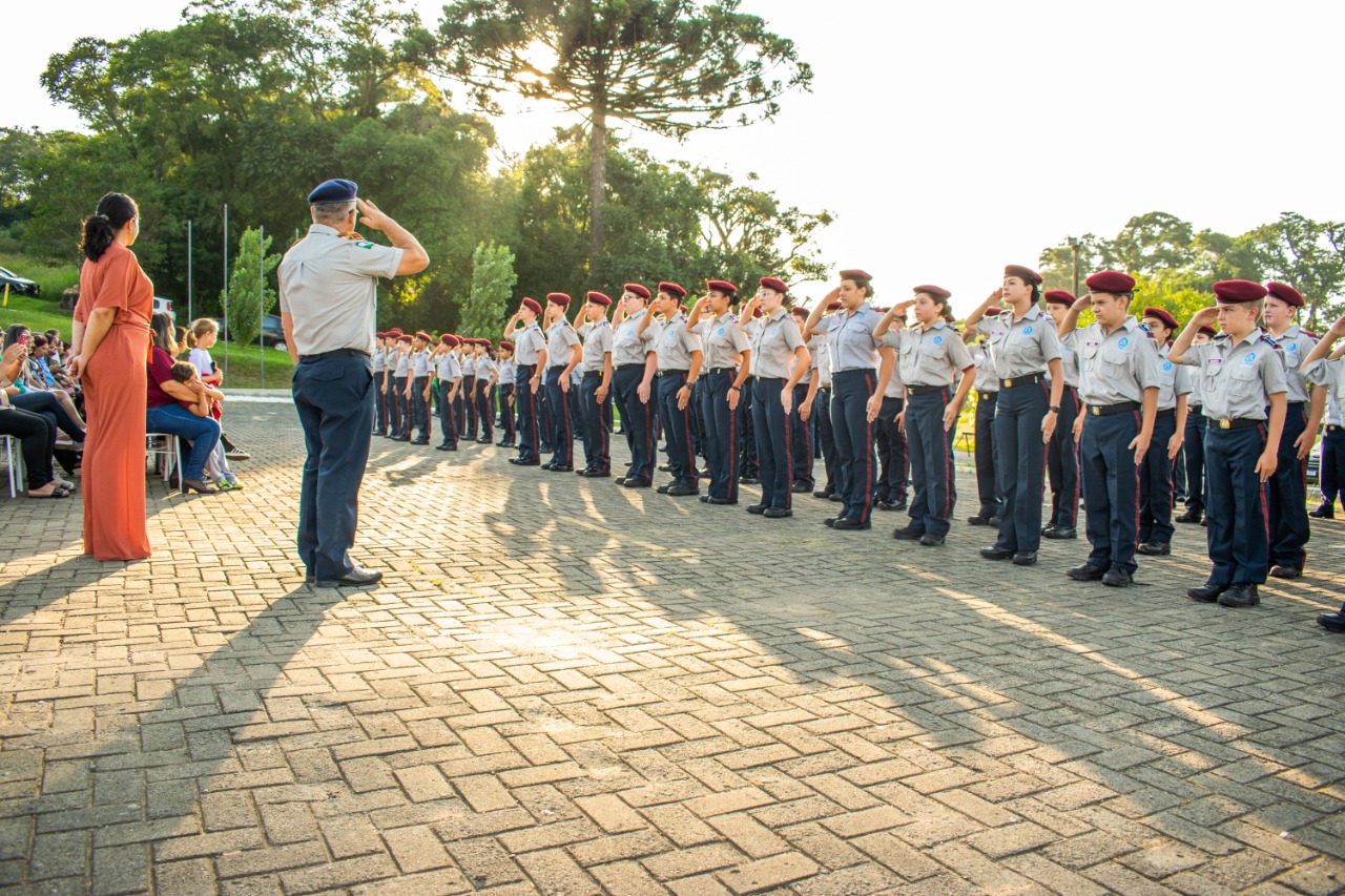 Colégio Vila Militar Cescage completa um ano em PG