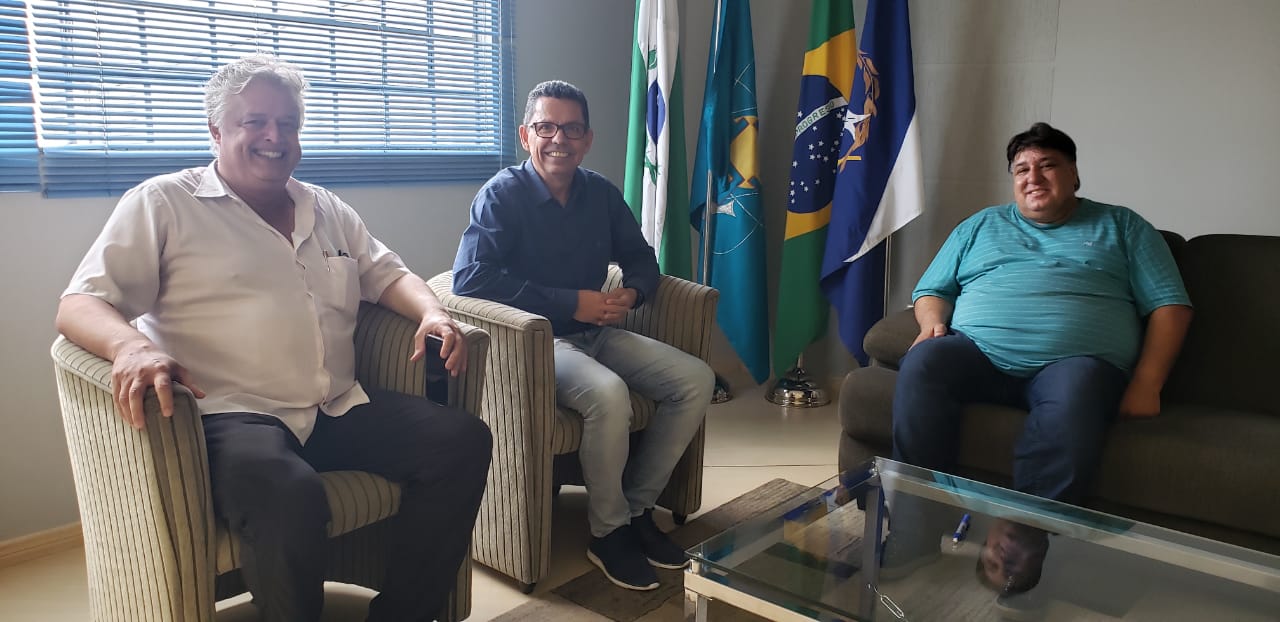 Professor Edson visita reitor da UEPG para apresentar pré-candidatura a prefeito