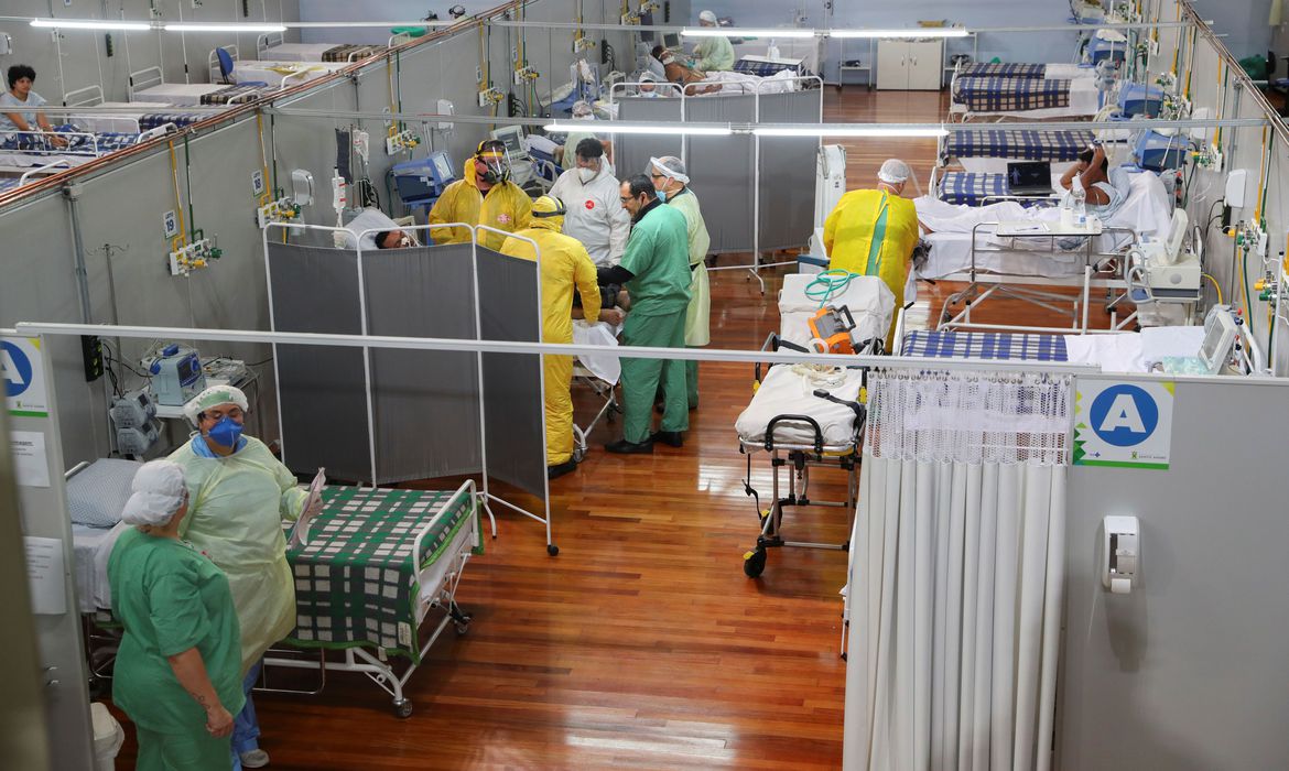 Covid-19: Brasil chega a 52,6 mil mortes e 1,14 milhão de casos
