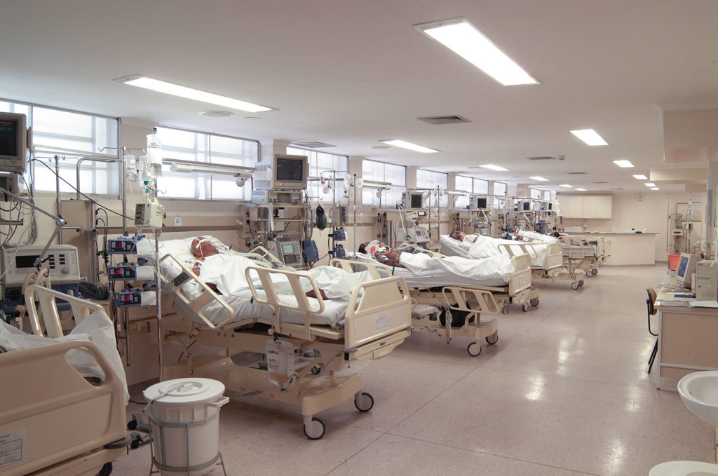 Covid-19: Pesquisa da USP mostra que anti-inflamatório melhora recuperação em casos graves