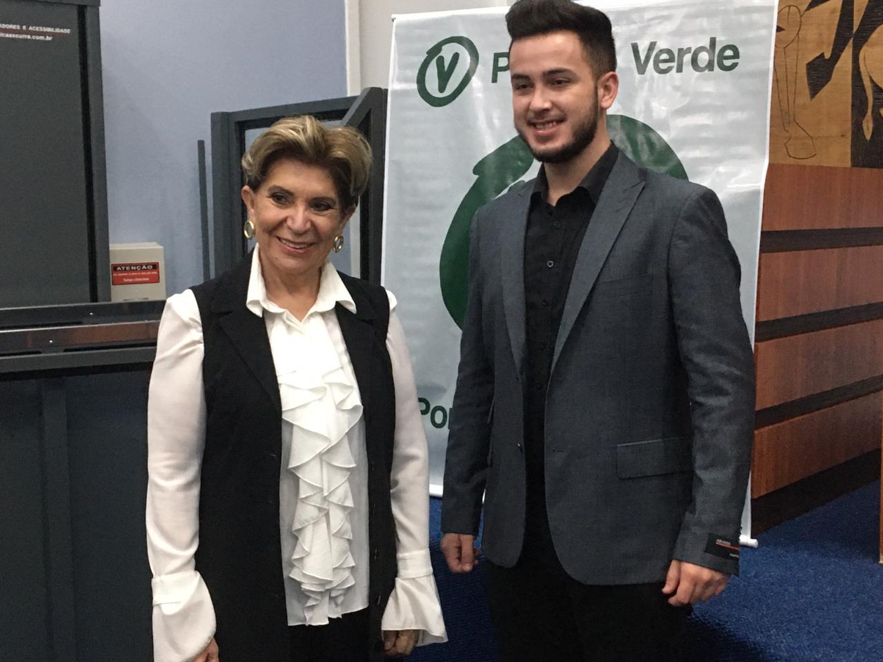 PV define chapa a vereador e oficializa apoio a Elizabeth Schmidt