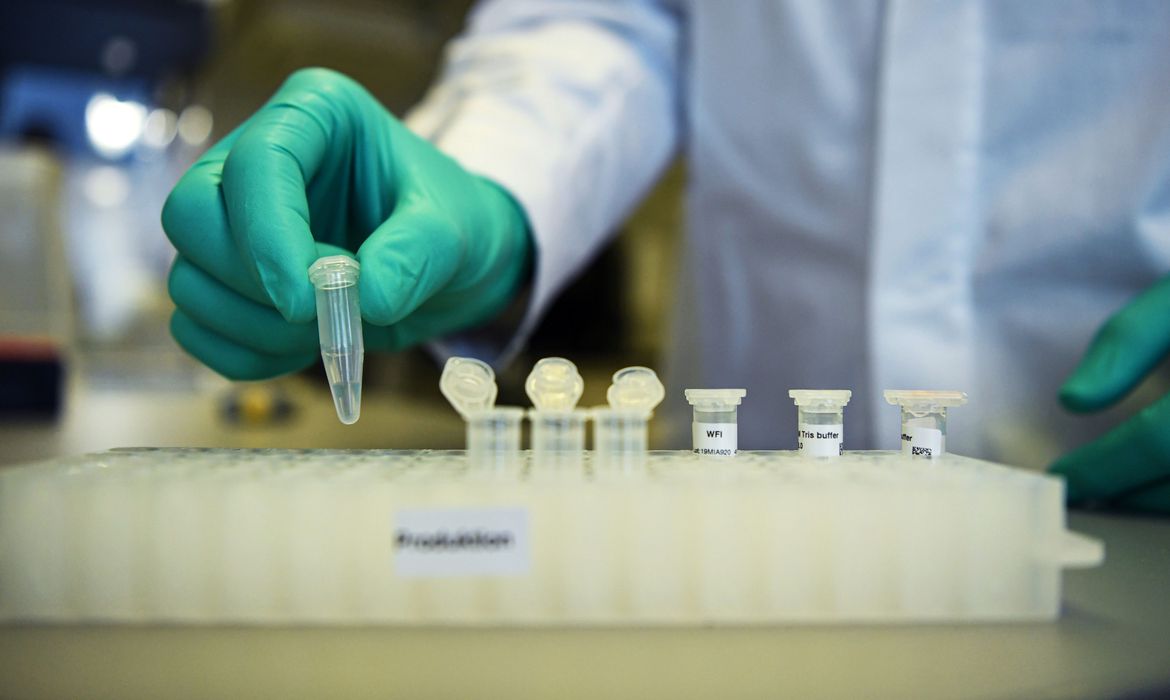 Johnson & Johnson testará vacina em voluntários do Paraná