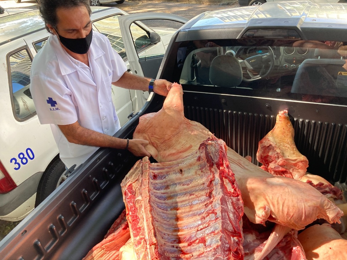 Serviço de Inspeção Municipal apreende mais de 370 kg de carne suína