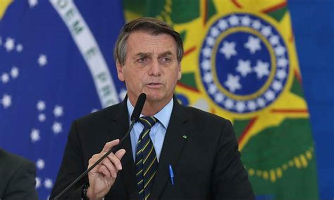 Bolsonaro diz que, para segundo turno, pretende focar nas realizações