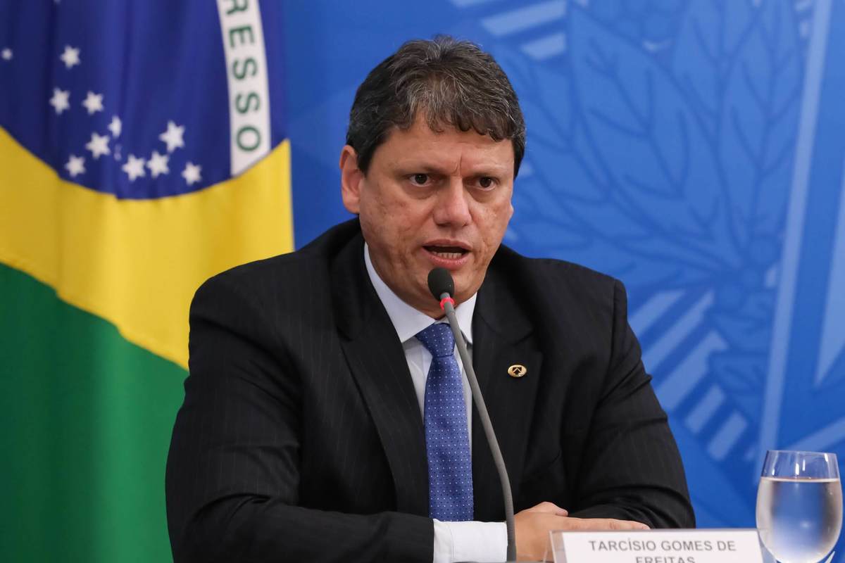 Tarcísio é eleito governador de São Paulo