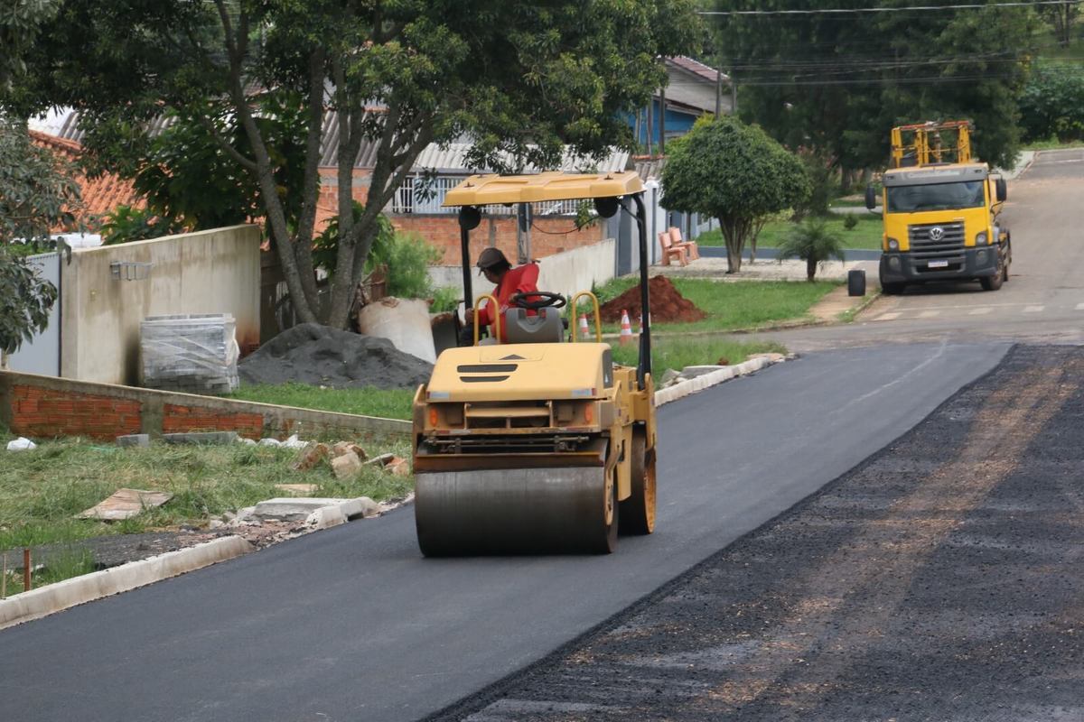 Prefeitura investe R$ 2,8 milhões em asfalto no Jardim Paraíso