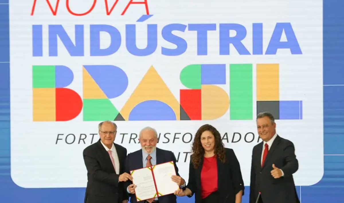 Entenda o programa Nova Indústria Brasil lançado nesta segunda (22)