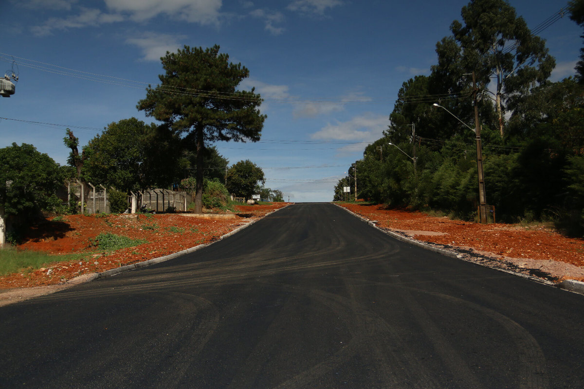 Obras de asfalto em vias do Distrito Industrial estão prestes a ser concluídas